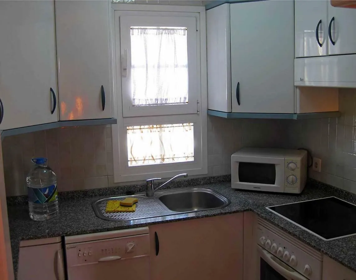 Las Dunas 2 By Rentmedano Pretty 2 Bedroom Villa, Ocean Views, Pool And Wifi El Medano  El Medano (Tenerife)